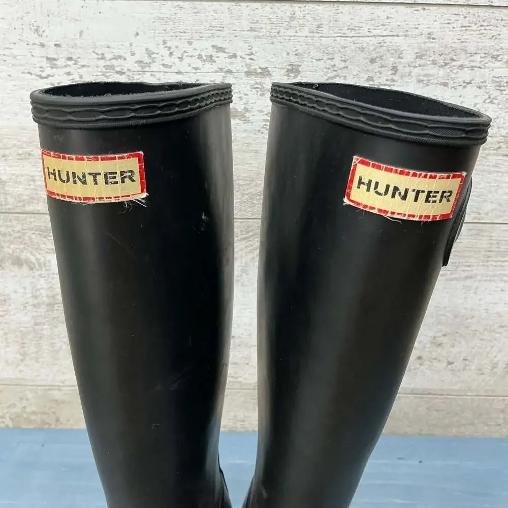 Hunter Original Tall Kids Waterproof Rubber Rain Boots, Black, Size US 5/6